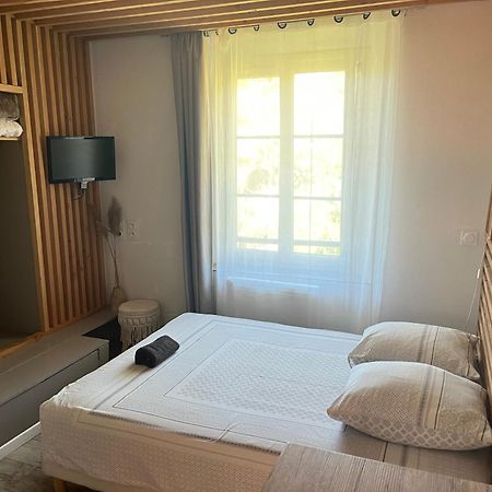 Les Glycines, Charmant Studio Au Calme Dans Batisse De Maitre Proche Du Centre Ville Parking Gratuit Digne-les-Bains Zewnętrze zdjęcie