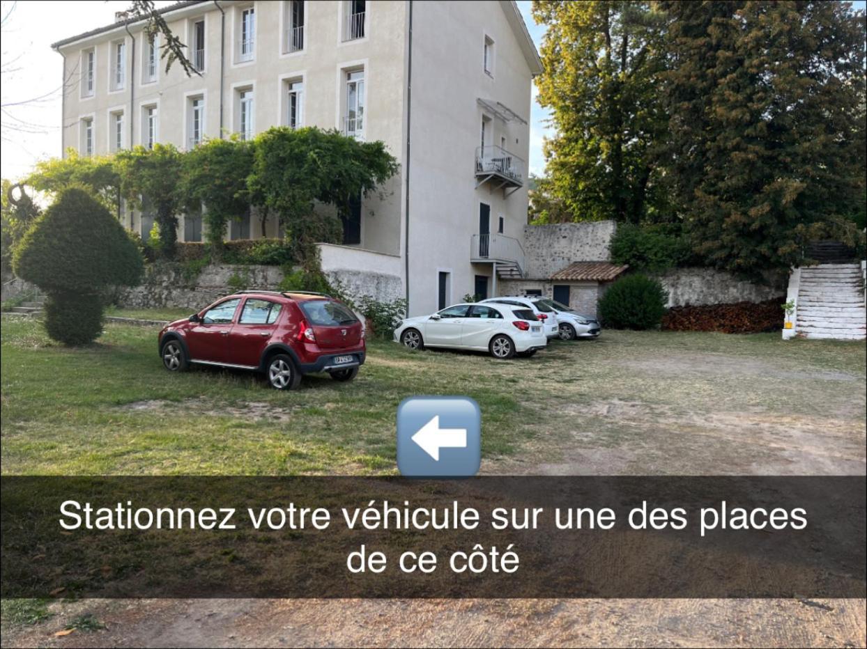 Les Glycines, Charmant Studio Au Calme Dans Batisse De Maitre Proche Du Centre Ville Parking Gratuit Digne-les-Bains Zewnętrze zdjęcie