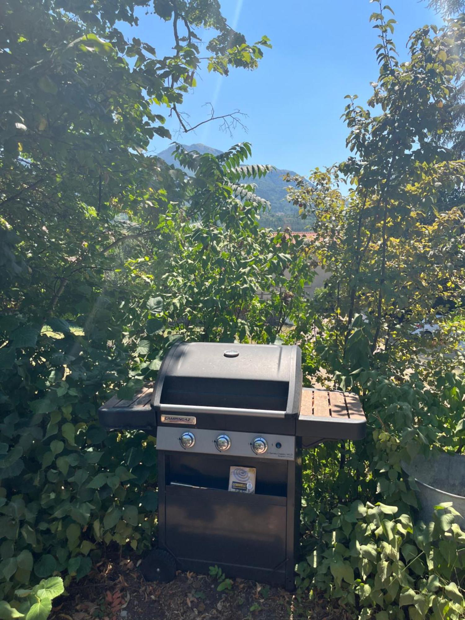 Les Glycines, Charmant Studio Au Calme Dans Batisse De Maitre Proche Du Centre Ville Parking Gratuit Digne-les-Bains Zewnętrze zdjęcie